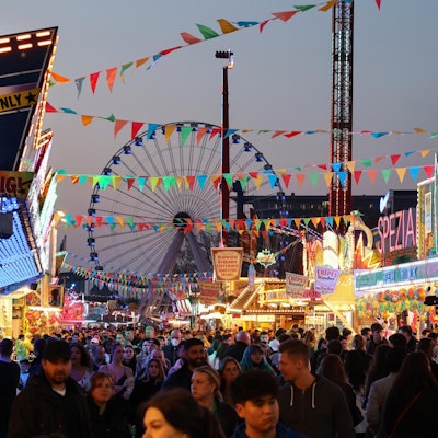 Kirmes am Abend