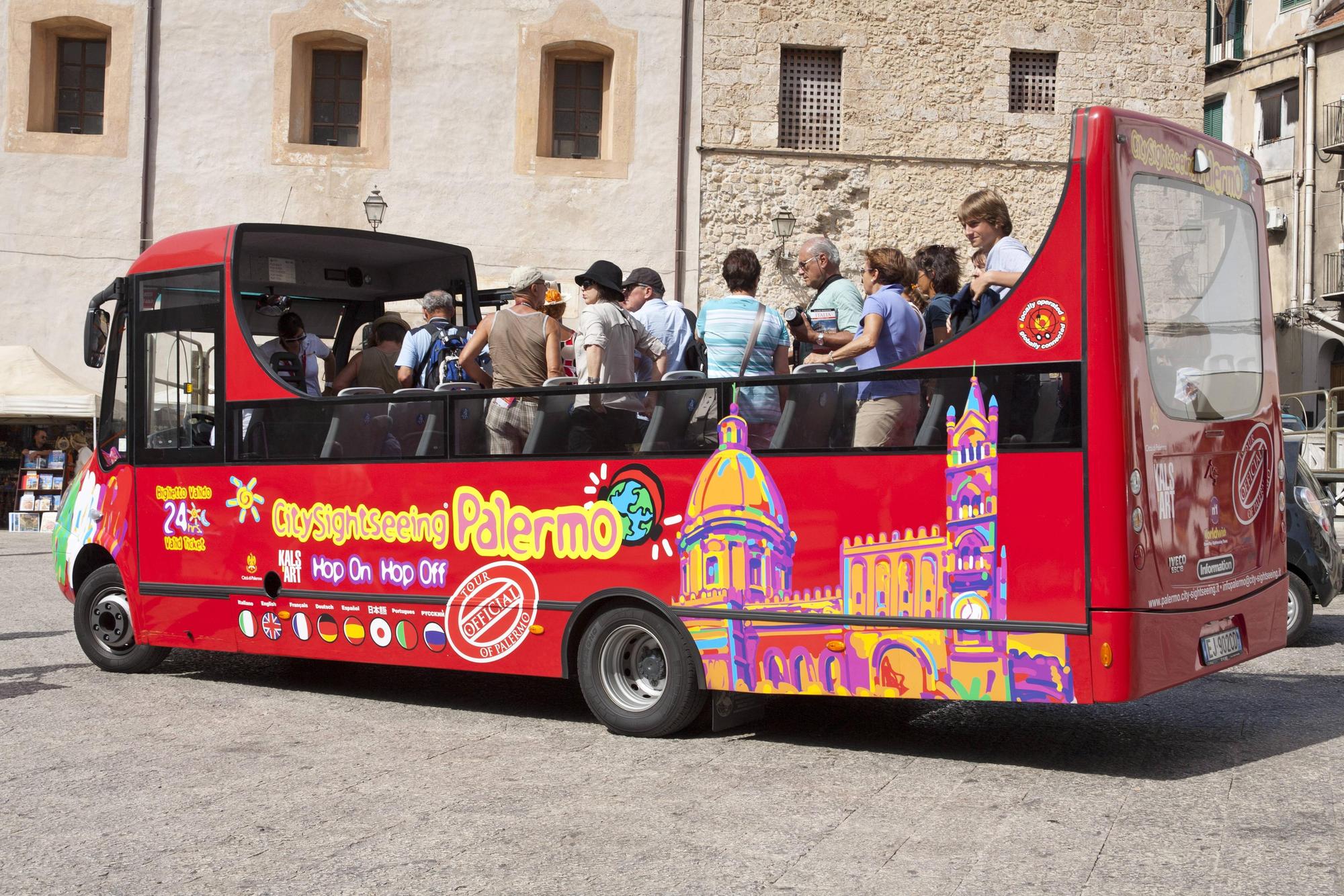 touristen_bus_imago