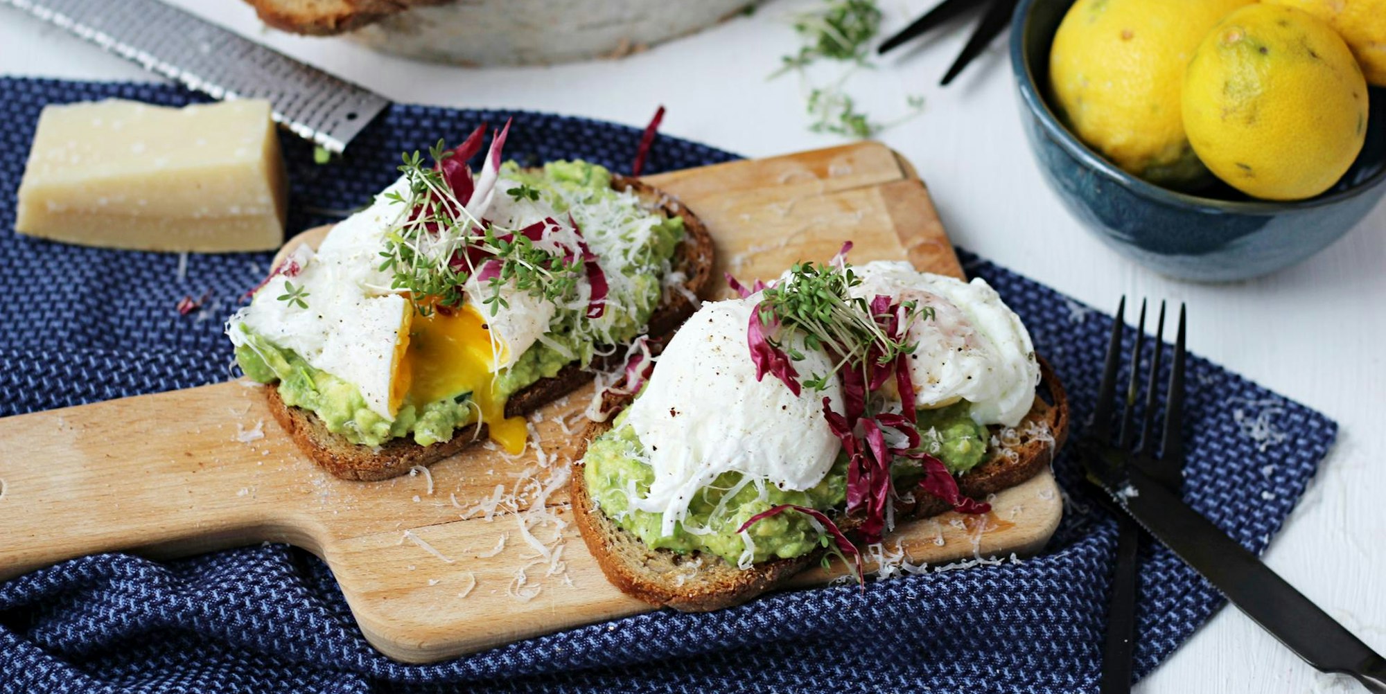 Grillstulle_mit_Avocadocreme