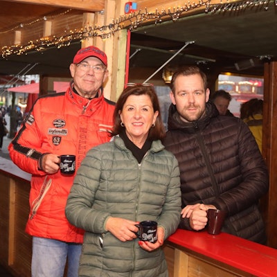 Gluehweinbude_Lindenplatz-1532-kup_2