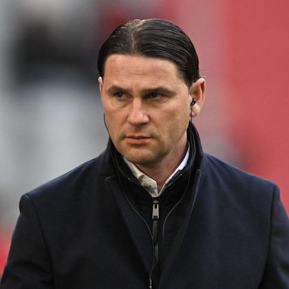 E3C532C8-A910-4DC1-B25C-FC2DA99F1EE1