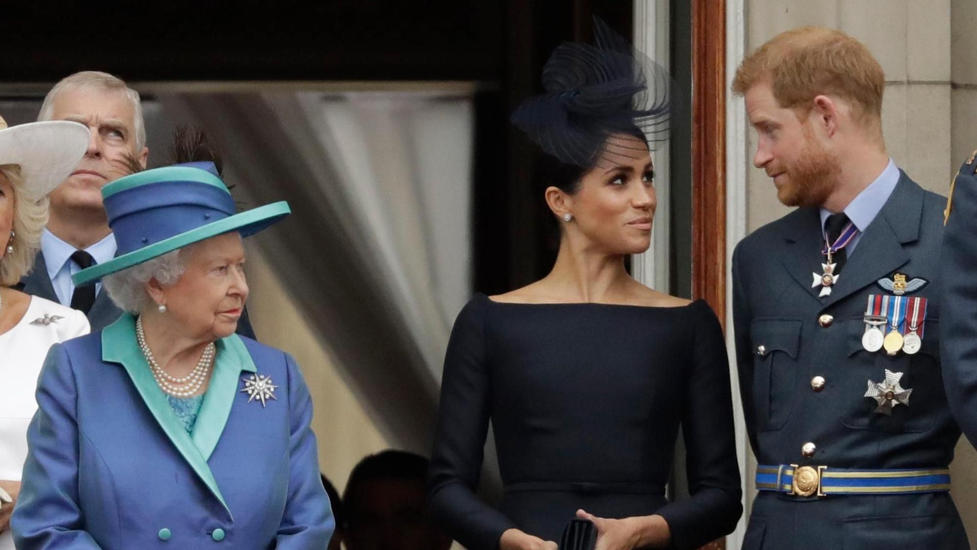 Queen Elizabeth II., Herzogin Meghan und Prinz Harry.