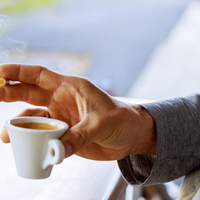 Zigarette und Kaffee Getty Images
