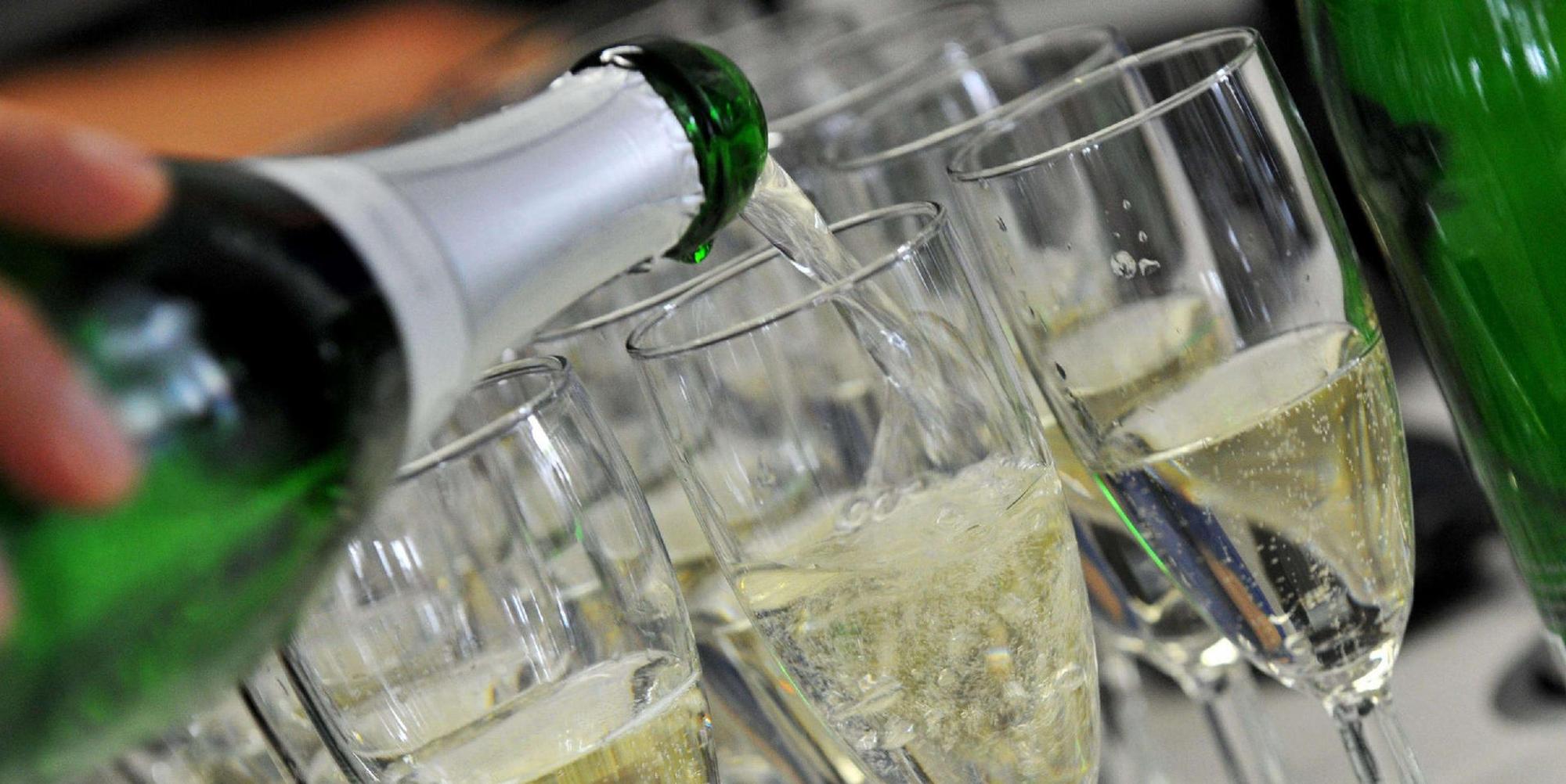 Feier Sekt Corona
