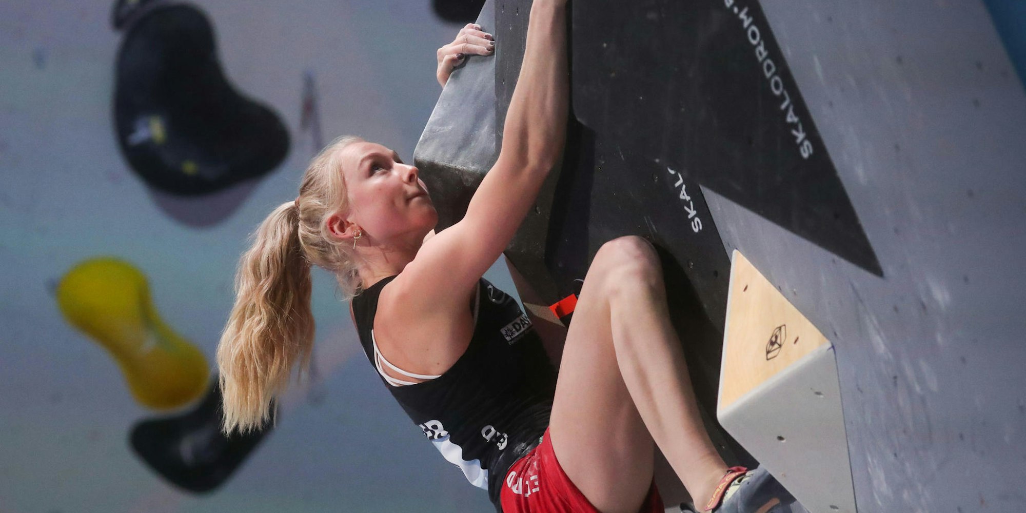 Bouldern Symbolbild 010222