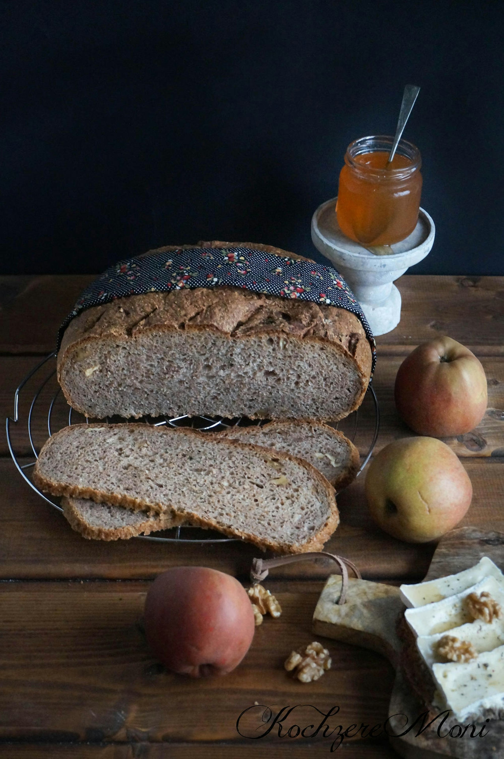 Dinkel Vollkorn Brot Mädesüß Stulle IV