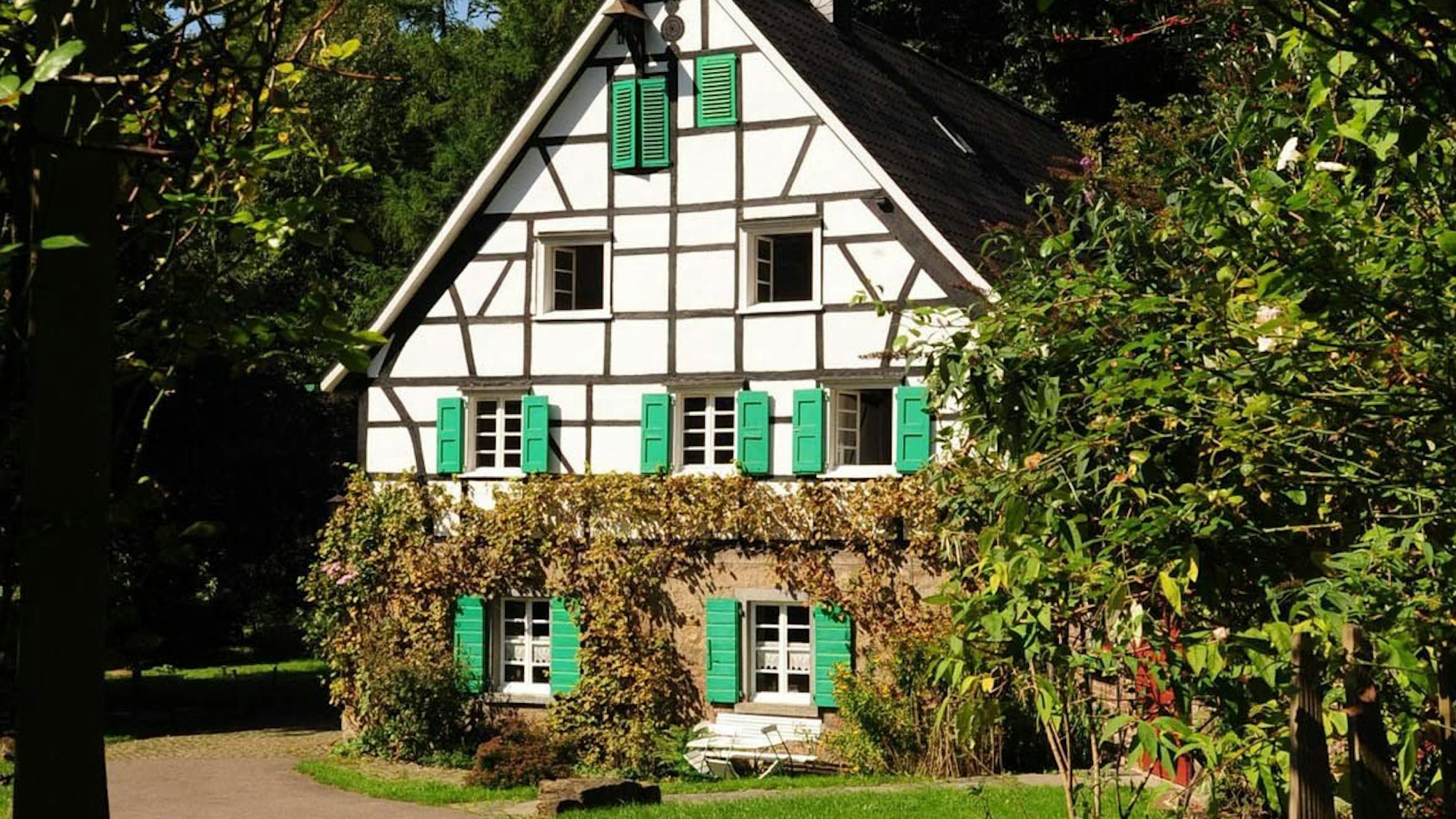 MDS-B-KS-09-09-2011-6451028.71-23849090LE-3