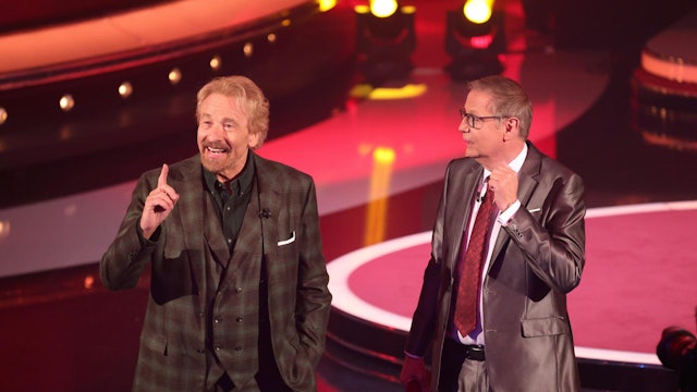 Thomas Gottschalk und Günther Jauch auf der Bühne.