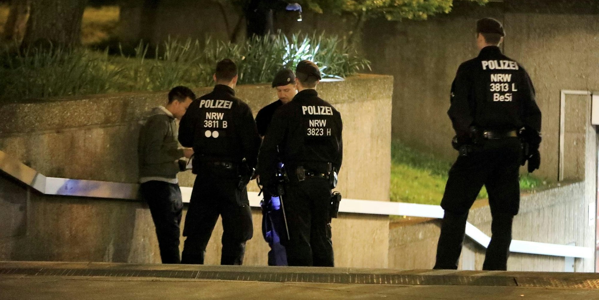 Polizisten Ebertplatz Kontrolle abends