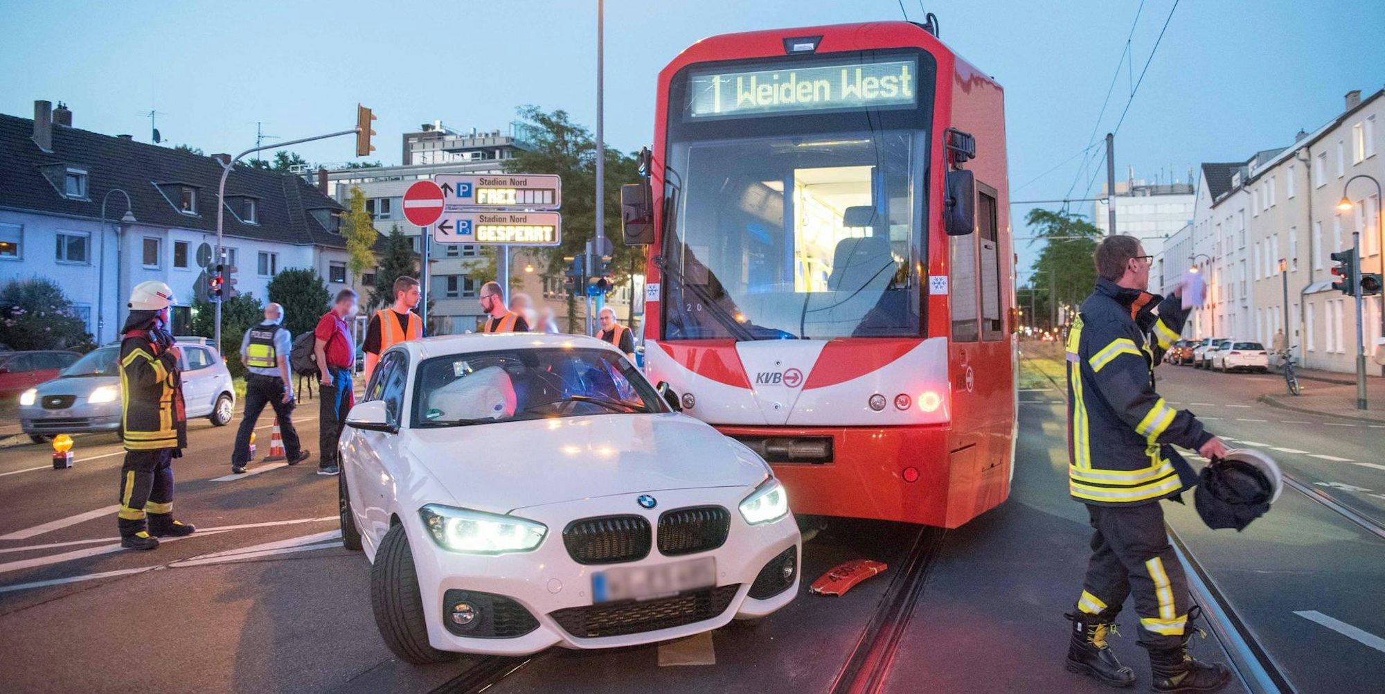 Köln Unfall KVB Junkersdorf