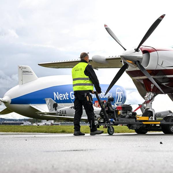 Flugzeug 110522