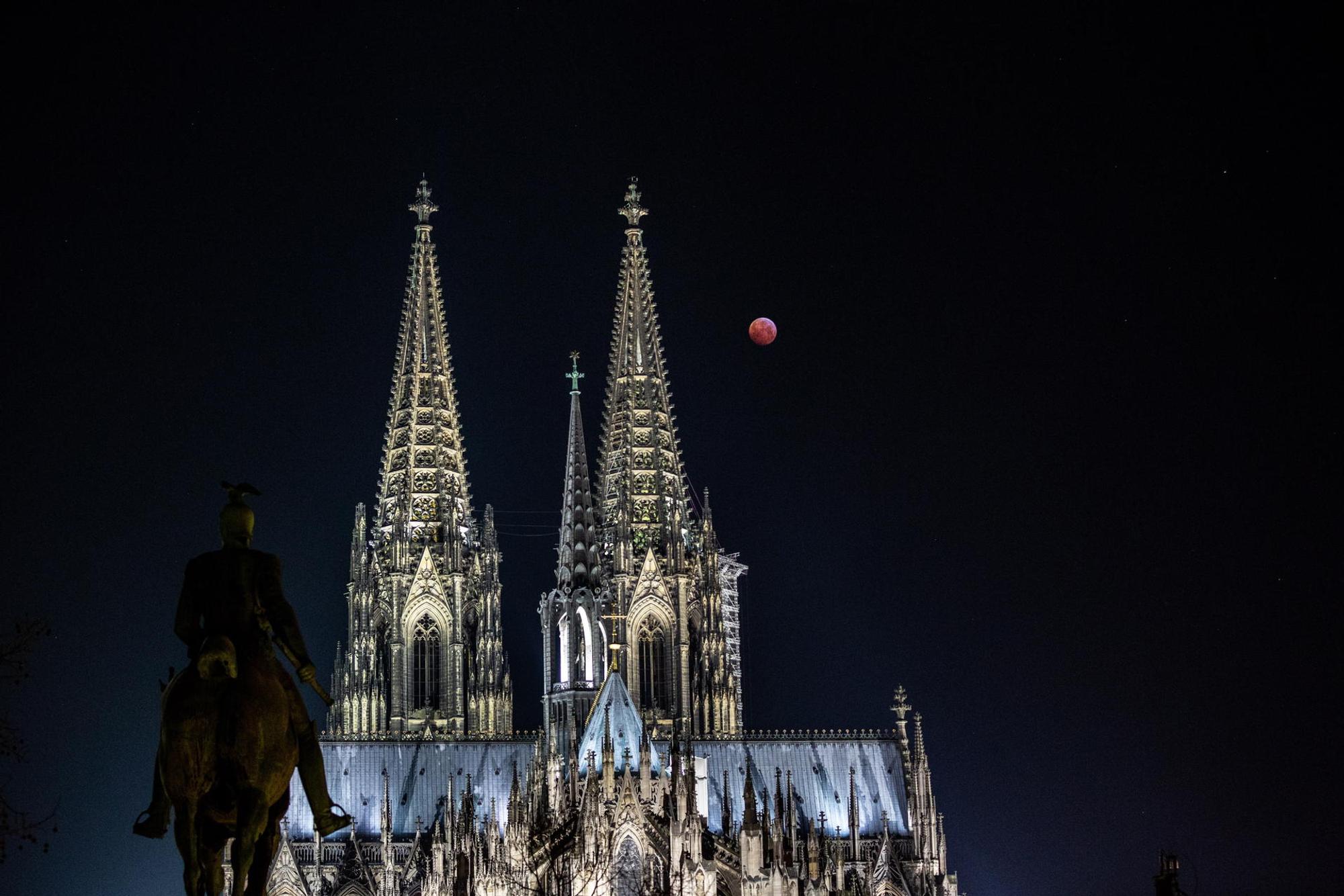 Blutmond Kölner Dom 2019