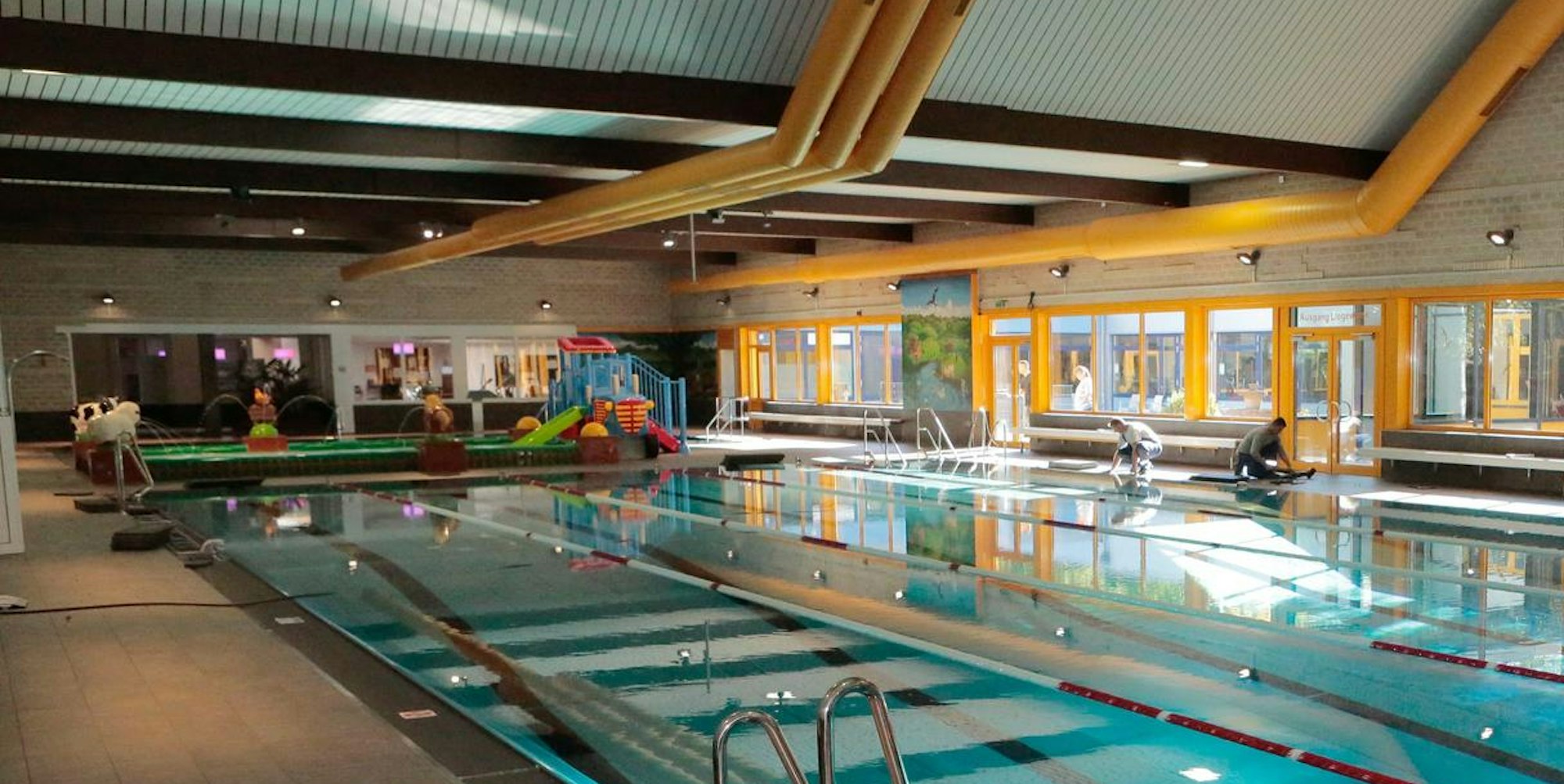 schwimmbad-lindlar03