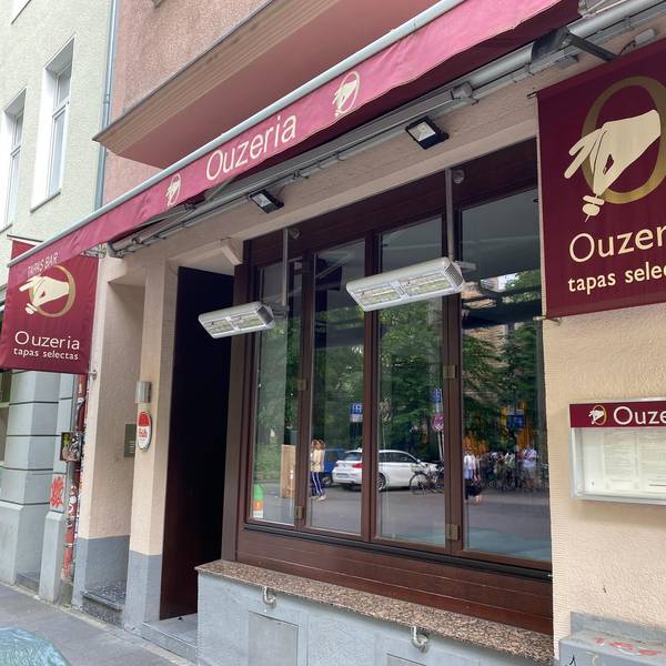 Ouzeria1_Credit-Meyszner