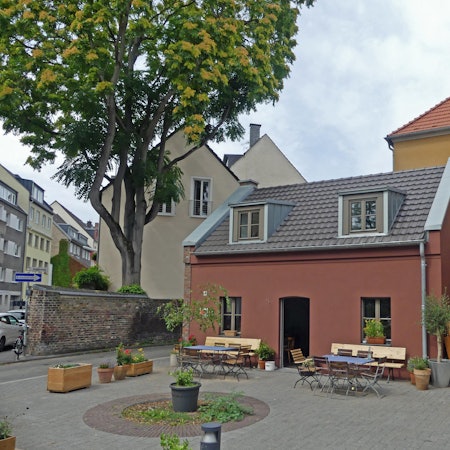 roes-herzhaeuschencafe-005