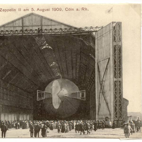 Zeppelin-Garage2