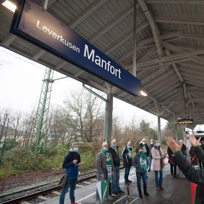 bahnhof-manfort-LEV_rar_RLE_12122021ALF_6119