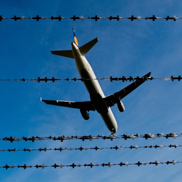 Flugzeug Abschiebung Symbolbild