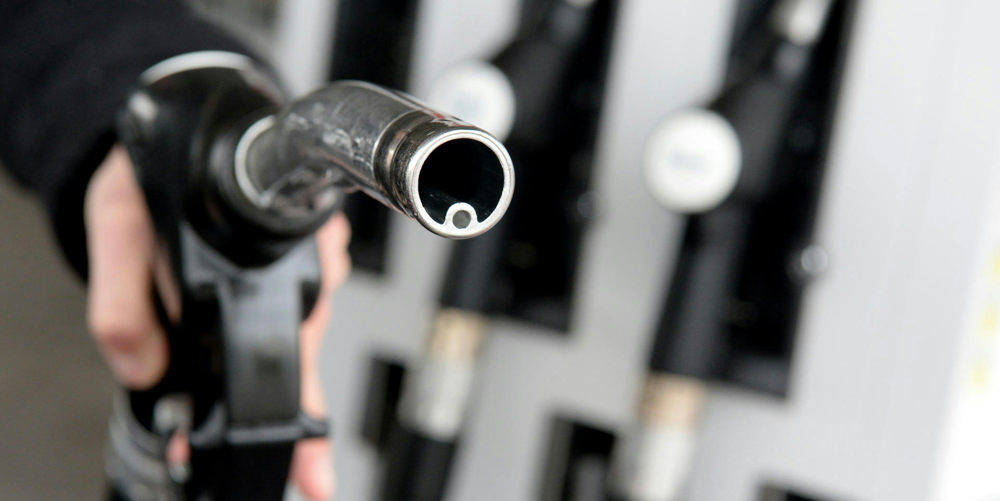 tanken tankstelle dpa