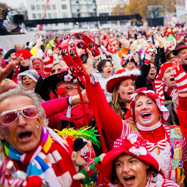 Weiberfastnacht Symbolfoto