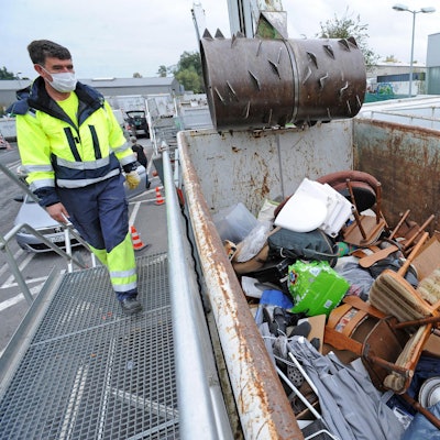 WU_wertstoffhof-leichlingen_(1)