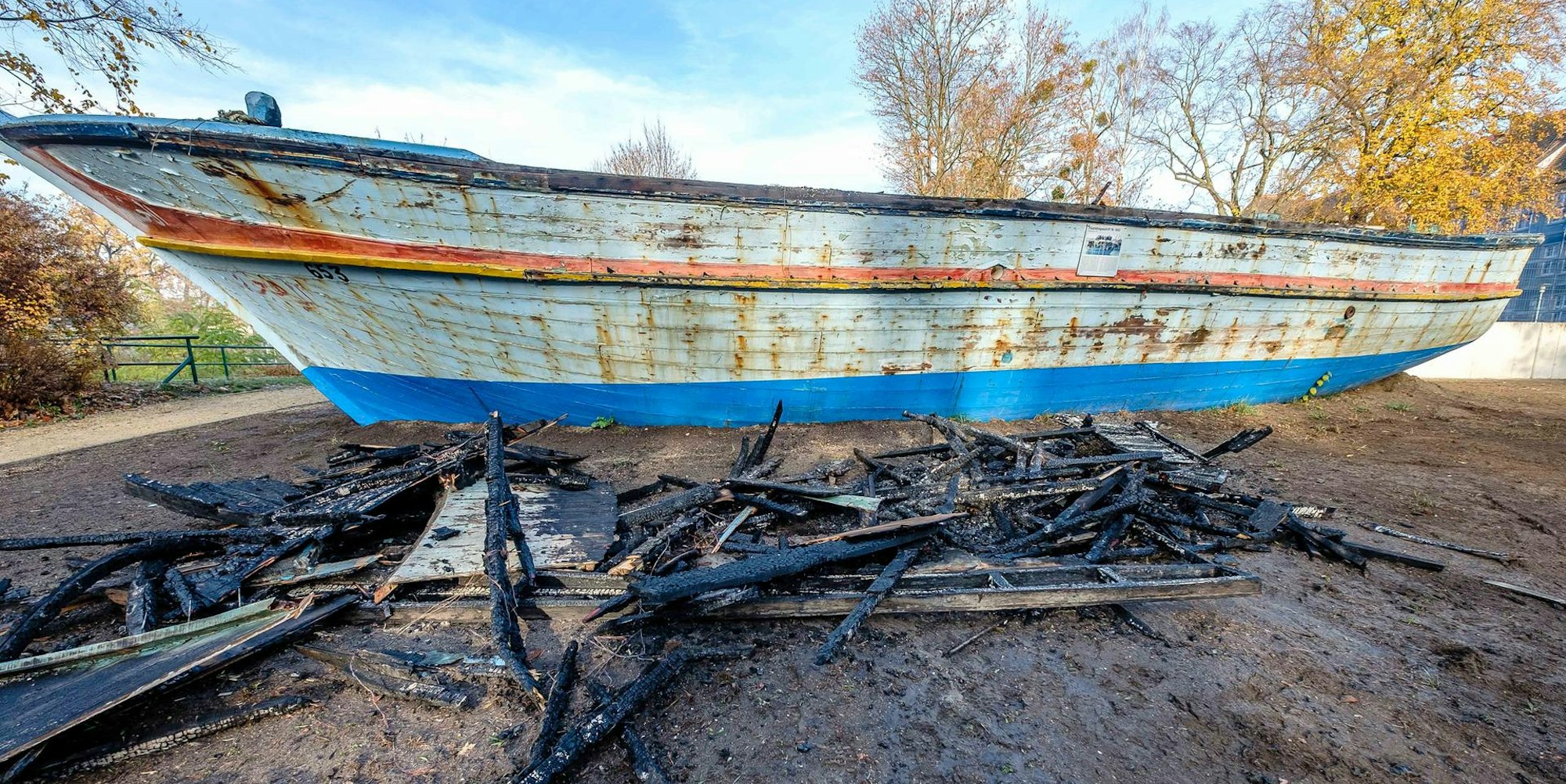 20181110Flüchtlingsboot009