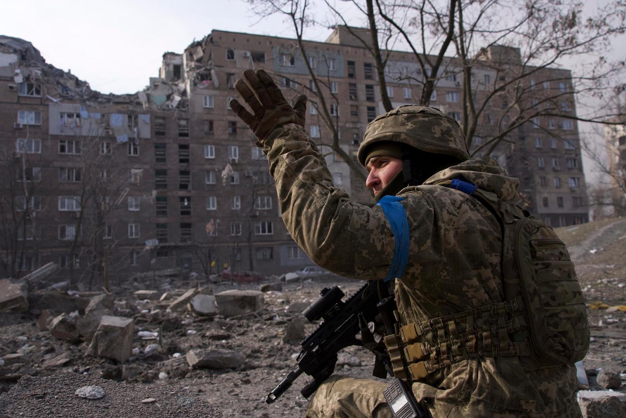 Soldat Krieg Mariupol 1303 (1)