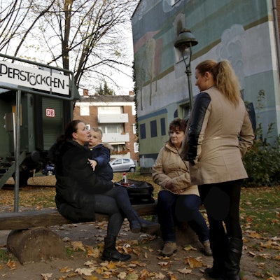 MDS-KSTA-2016-01-02-71-93588212