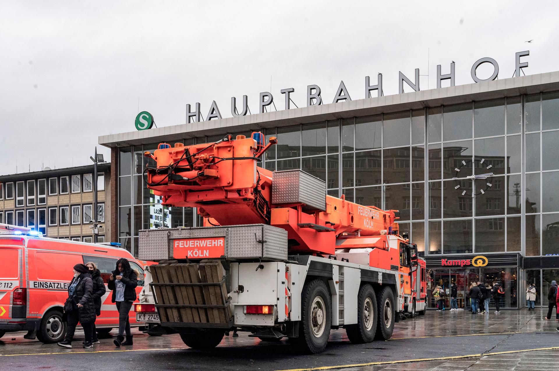 Leiterwagen Feuerwehr Köln