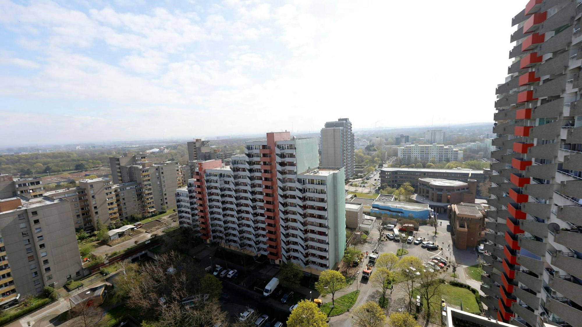 Blick auf die Hochhäuser in Chorweiler