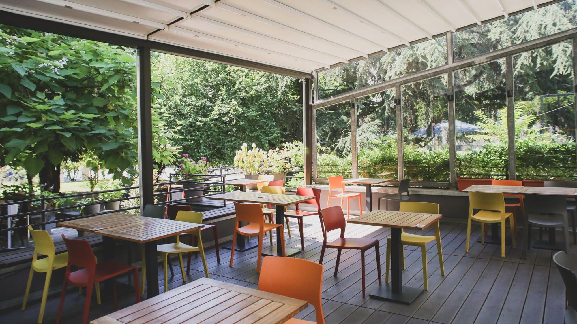 Stadtgarten Terrasse mit Dach
