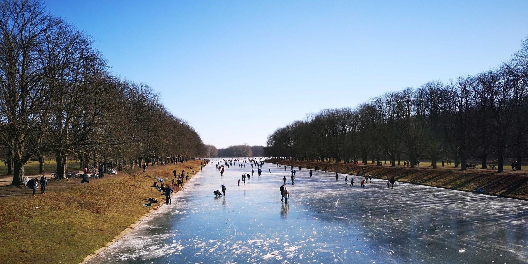 Schlittschuläufer Decksteiner Weiher