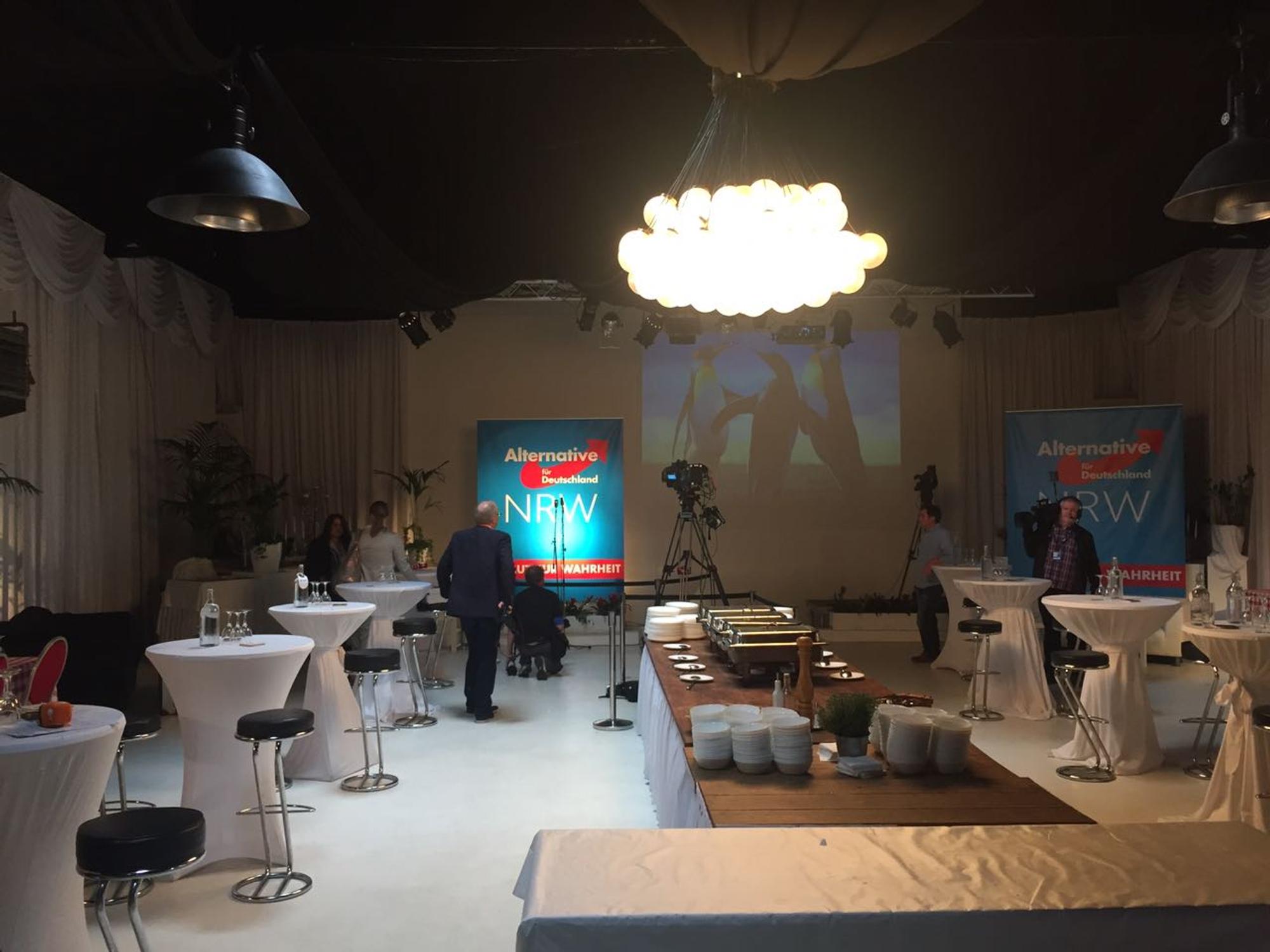 AfD-Party in Oberkassel Parth