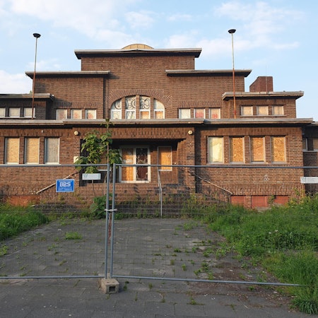 schwimmbad-brabanter-platz