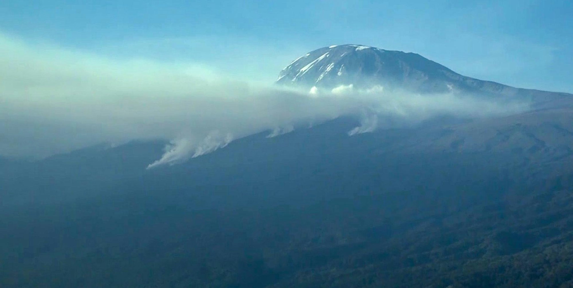 Kilimandscharo Feuer 1