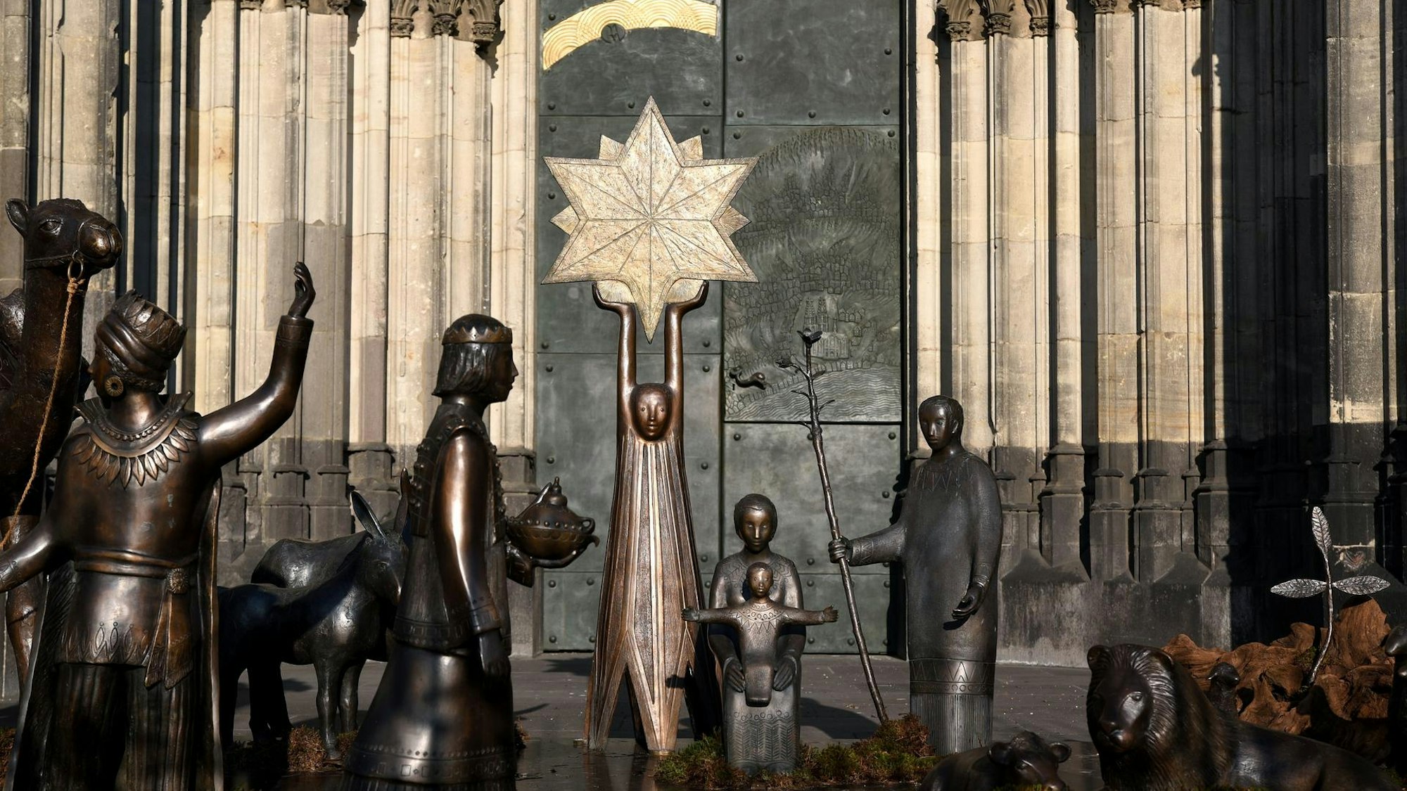 Dom-Geschichten Bronzekrippe