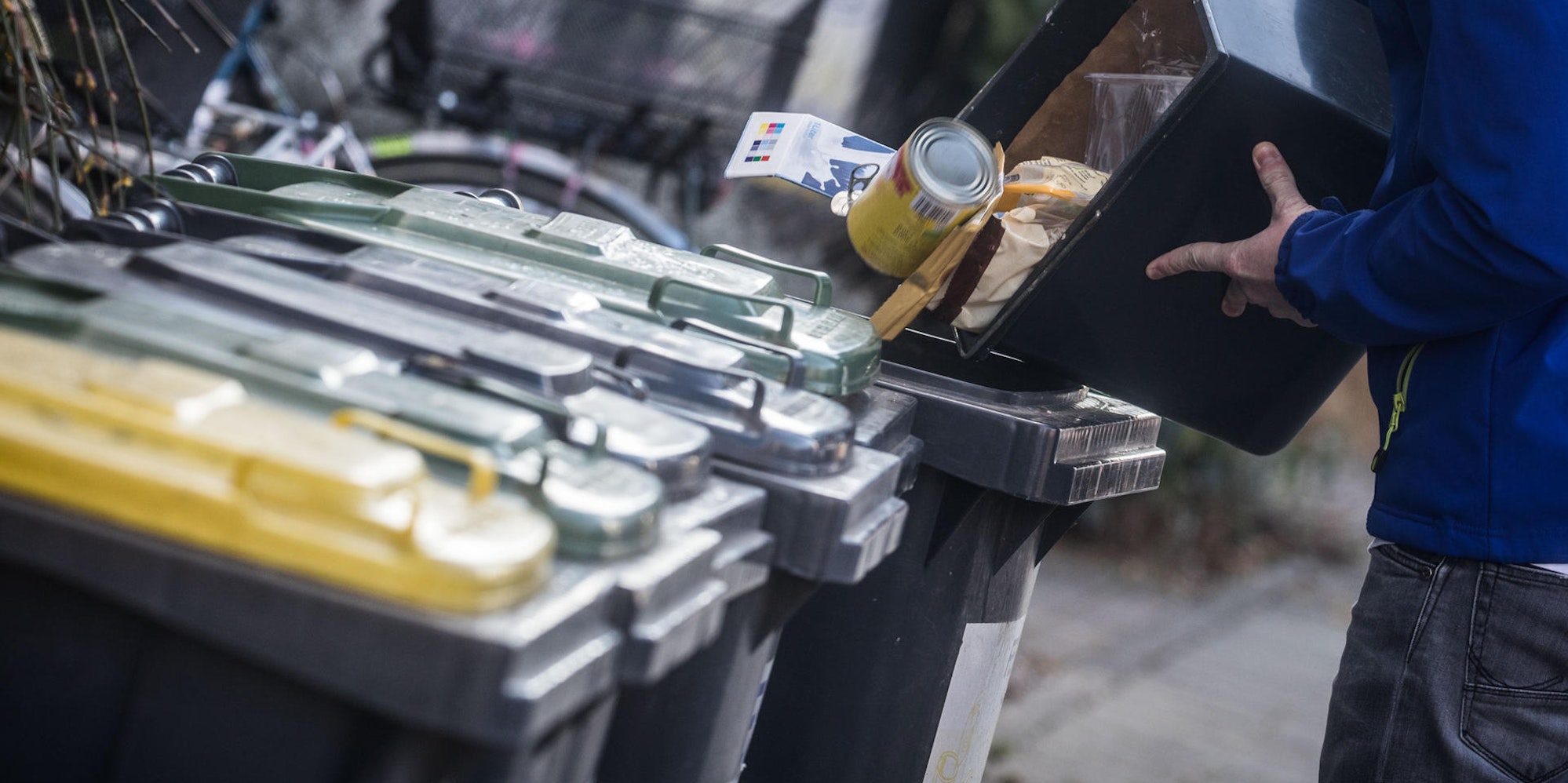 Muelltonnen_62121043