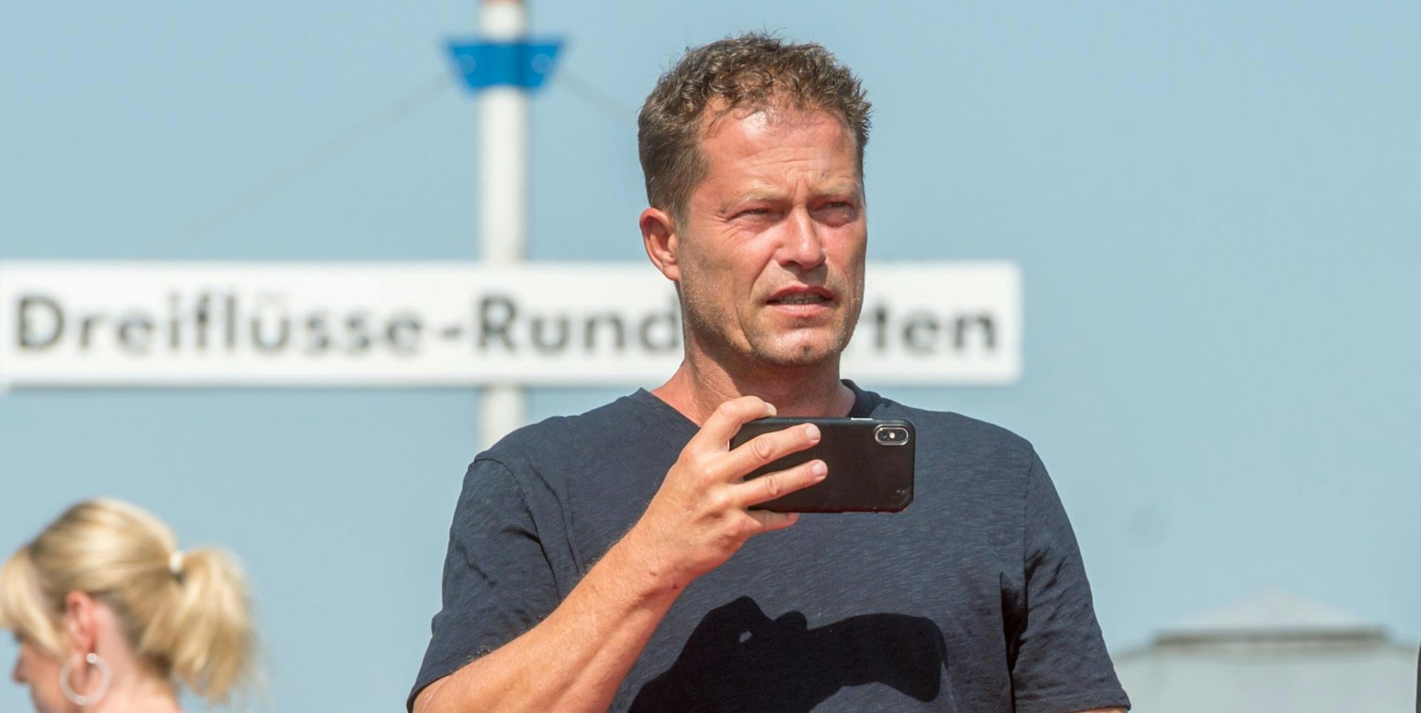 Til Schweiger dpa 210119