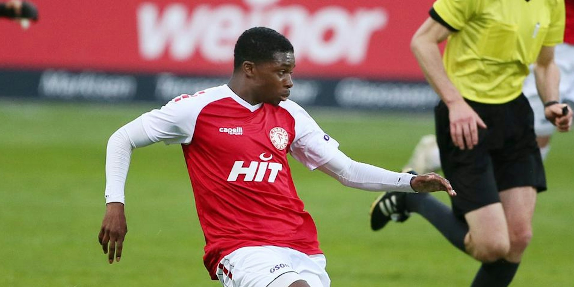 0FF573B0-4288-4A35-B8F1-01B9F551791B