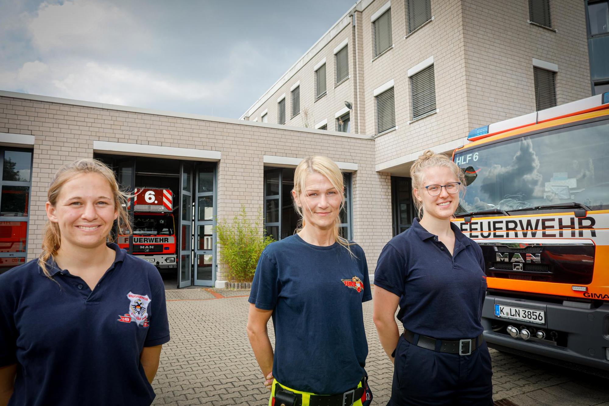 Feuerwehrfrauen 1
