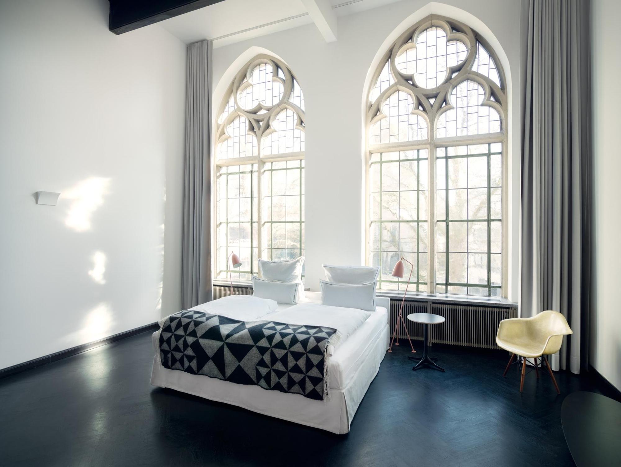 THE_QVEST_ROOMS52136