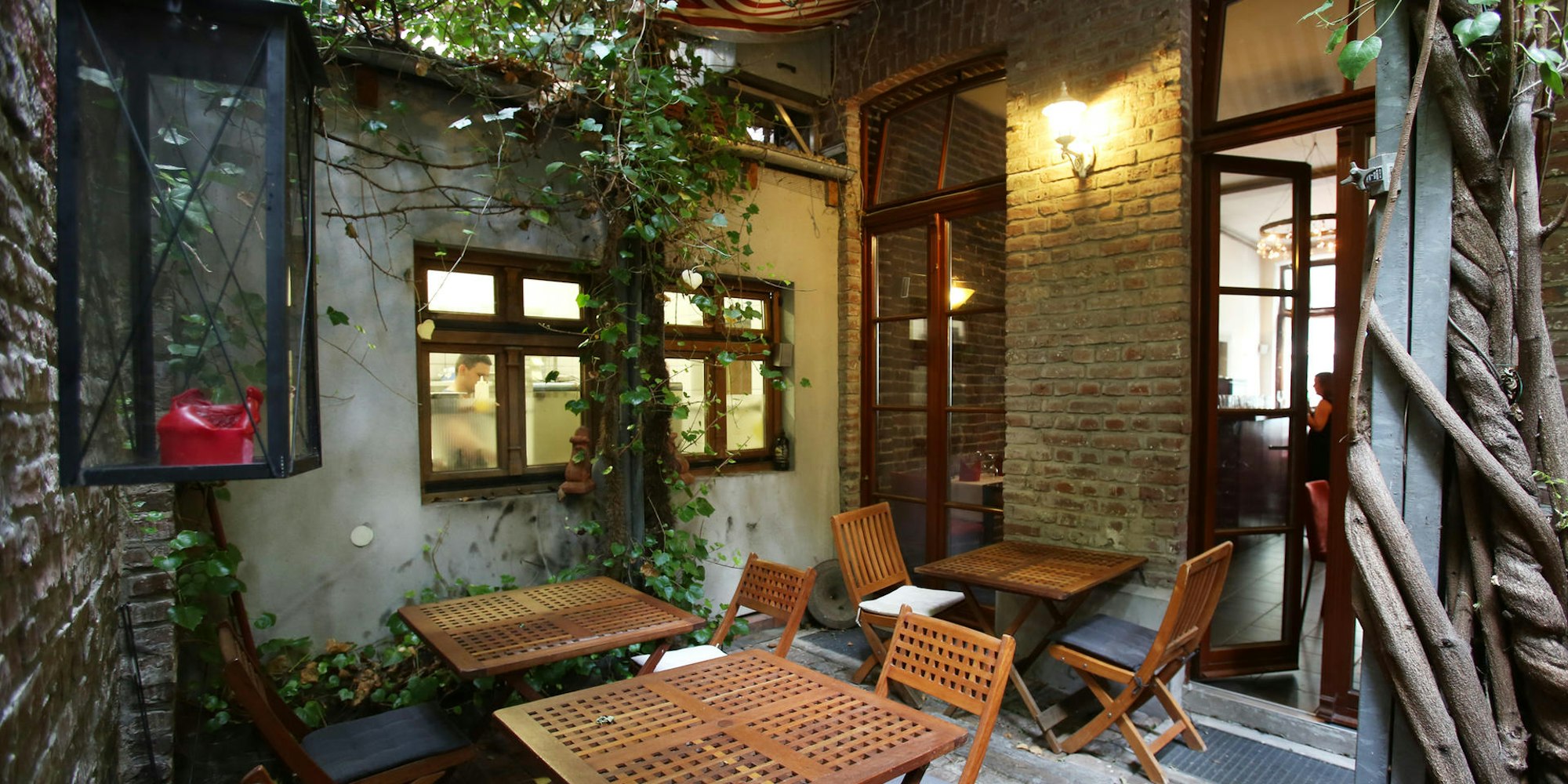 Lieblingsort Limbourg aussen Flos Belgisches