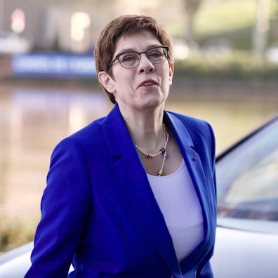 AKK Februar