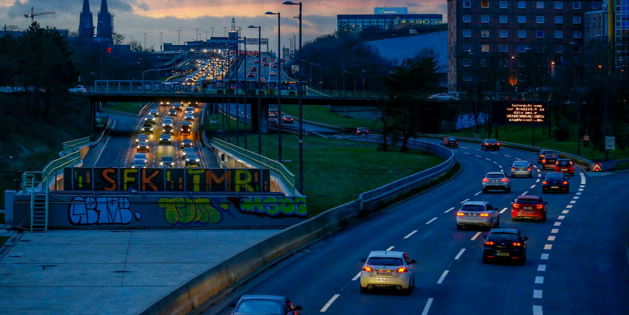 verkehr köln domblick