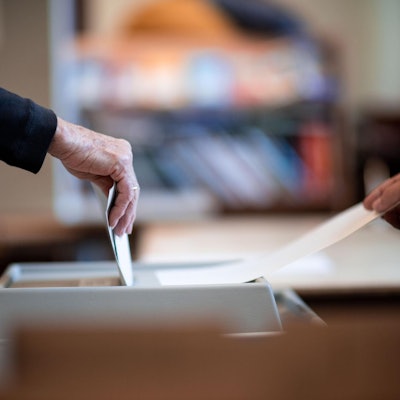 Symbolbild-Wahlurne