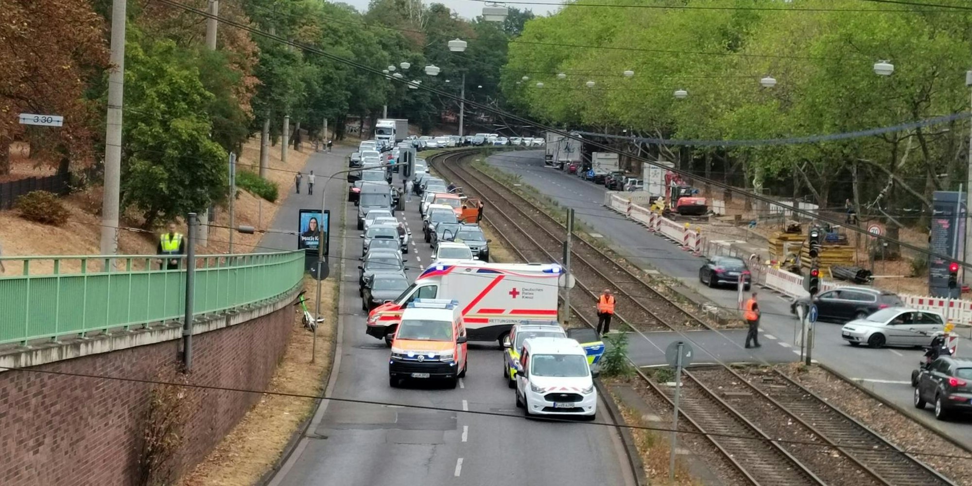 Unfall Stegerwaldsiedlung Clevischer Ring 270822