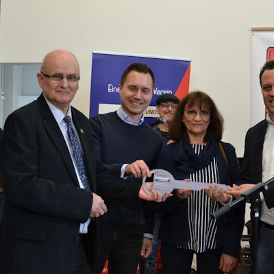 Turnhalle und Gemeinschaftshaus