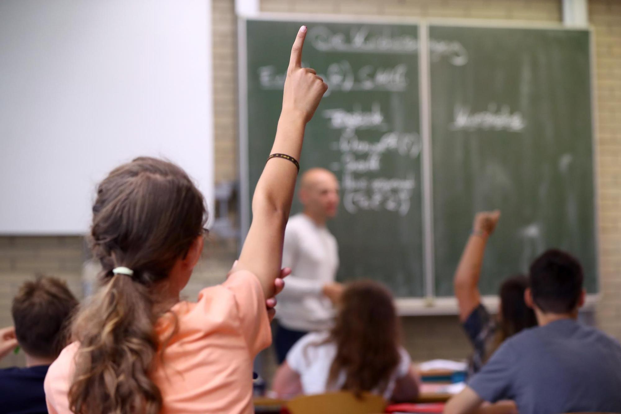 Schulkinder Symbolfoto