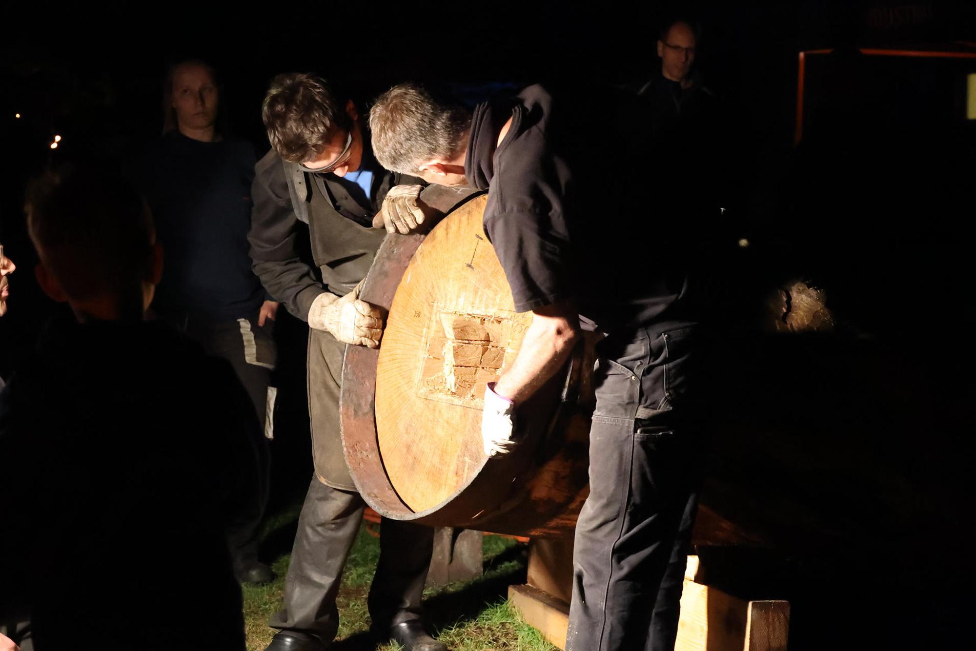 Sensenhammer Anpassen des Rings