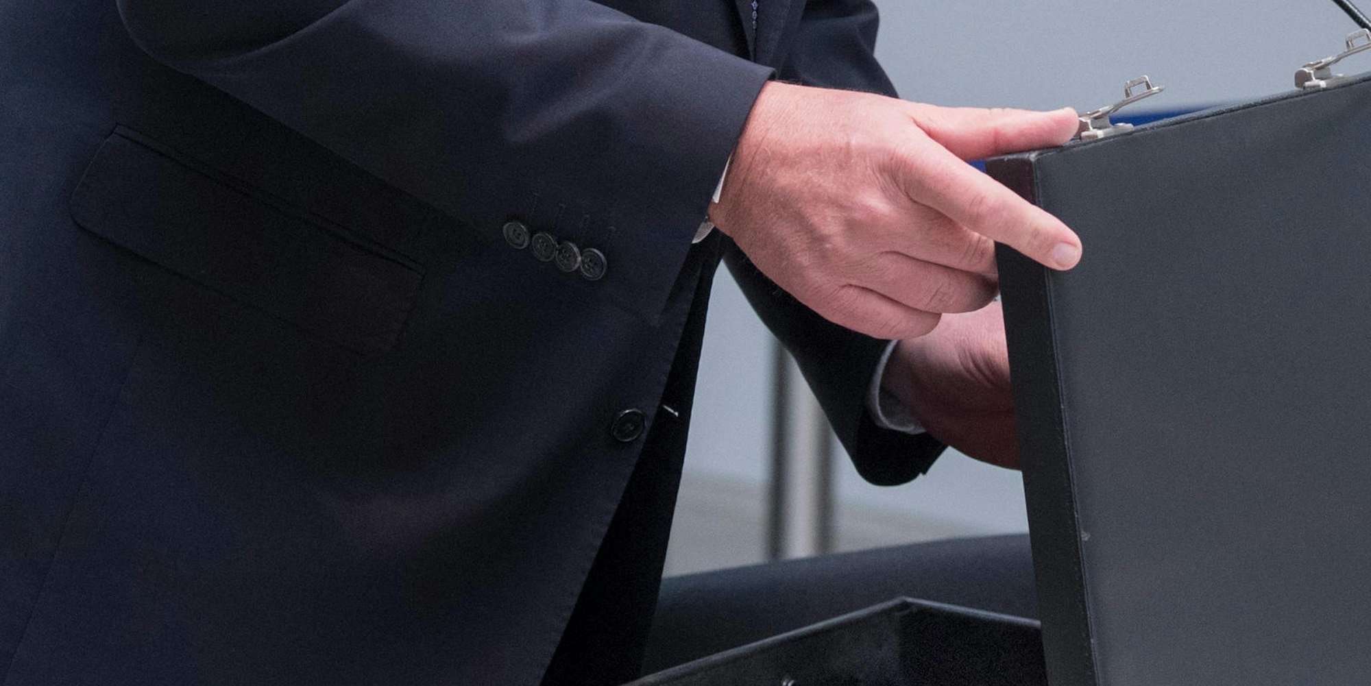 Symbolbild Anwalt 030622